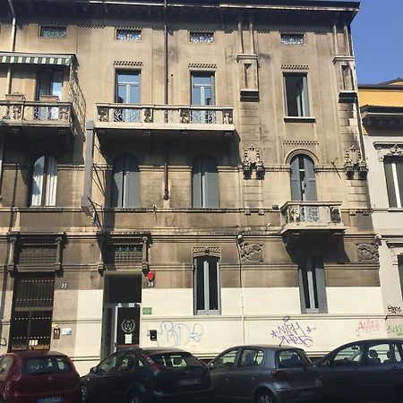 Hotel Montecarlo Milano Exteriör bild